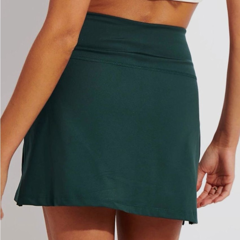 Girlfriend Collective Sport Skort - Picture 2 of 8